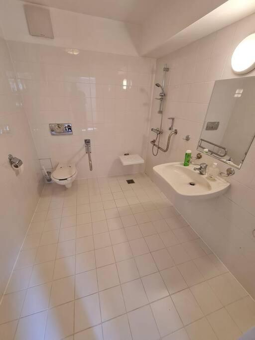 10Q - Z6 Apartment 201 Варшава Экстерьер фото